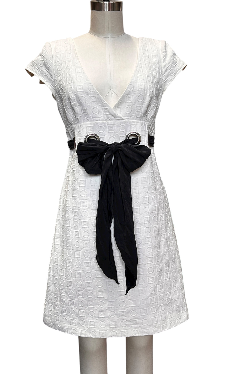 Pre-owned - Chloé - Square-and-Circle Jacquard With Big Grommets & Sash Dress