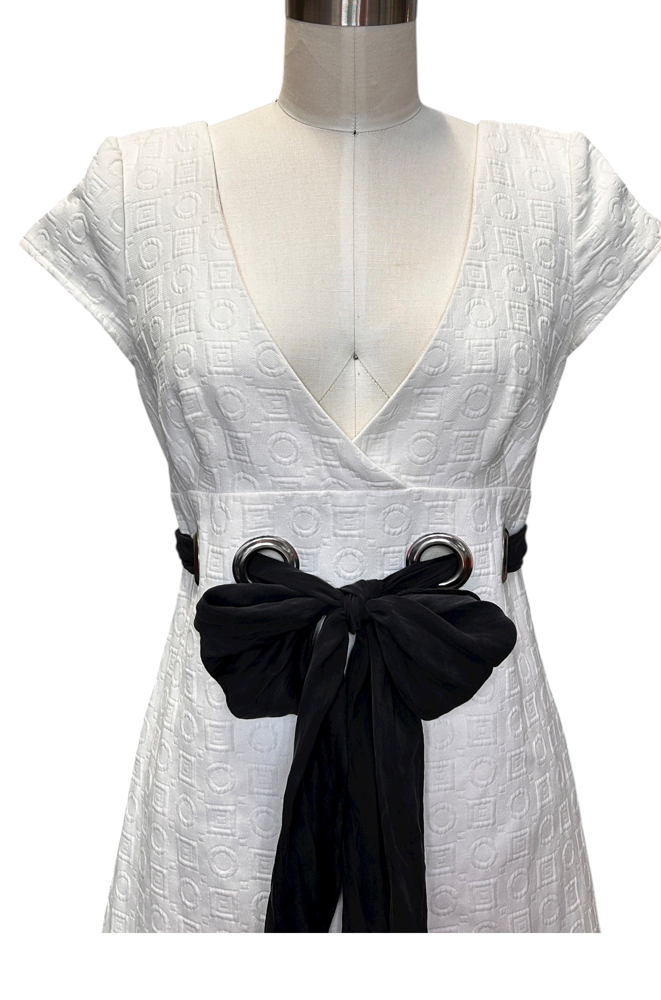 Pre-owned - Chloé - Square-and-Circle Jacquard With Big Grommets & Sash Dress