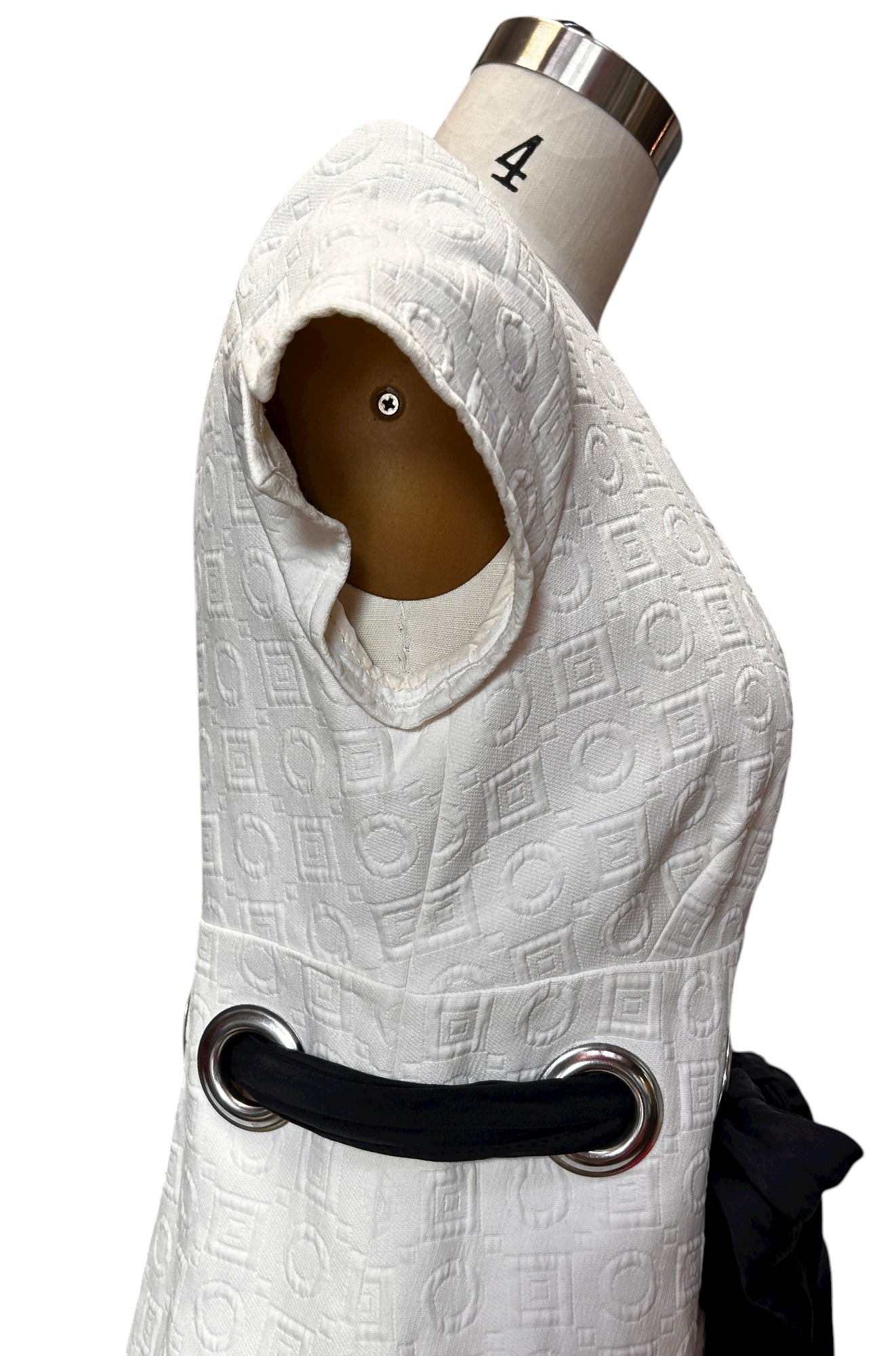 Pre-owned - Chloé - Square-and-Circle Jacquard With Big Grommets & Sash Dress