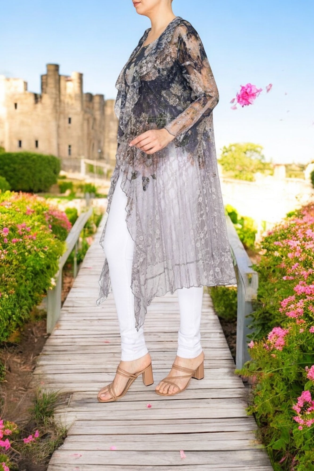 Nancy Floral Pattern Rhinestone Lace Cardigan