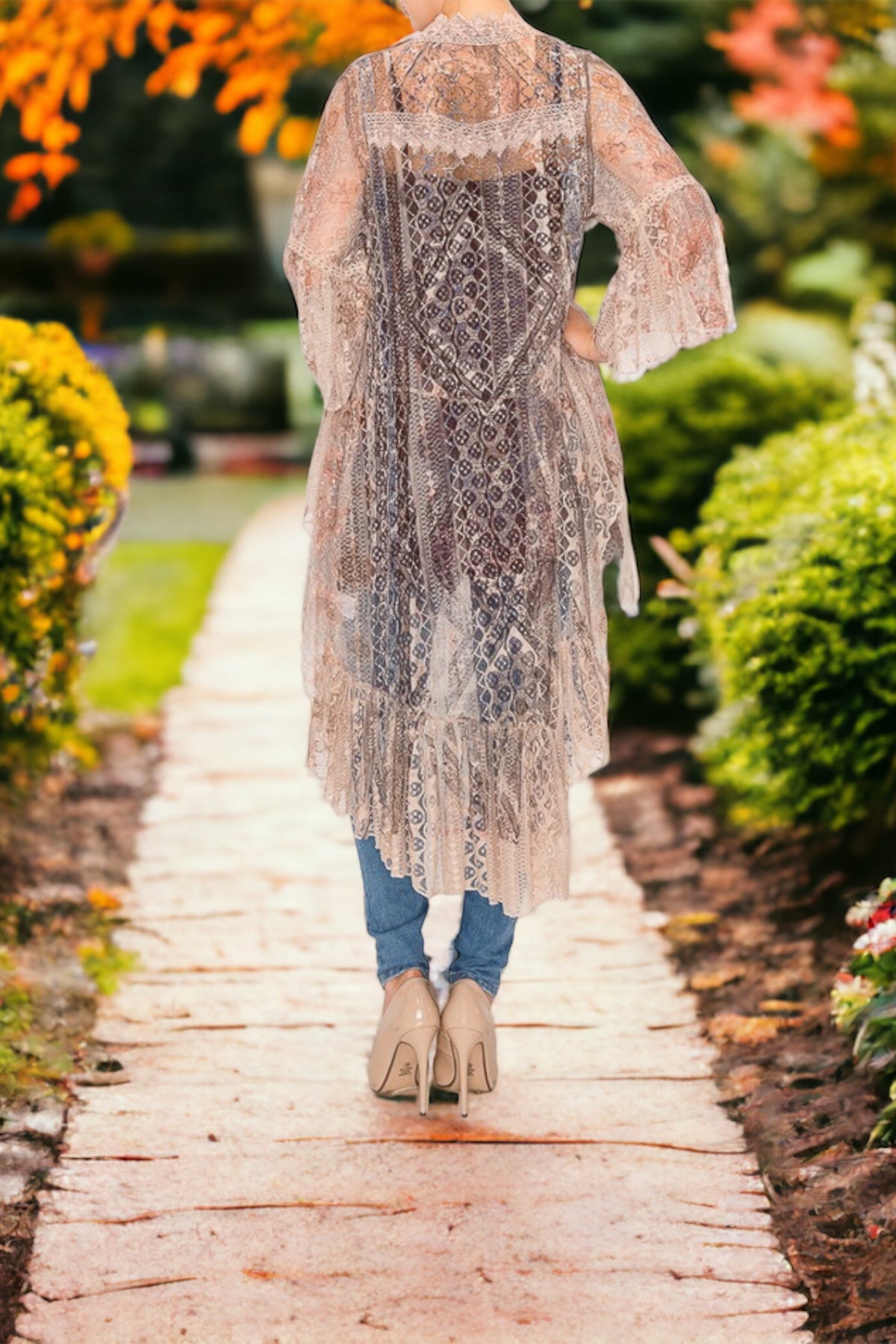 Mona Diamond & Flower Pattern Lace Tulle Trim Cardigan
