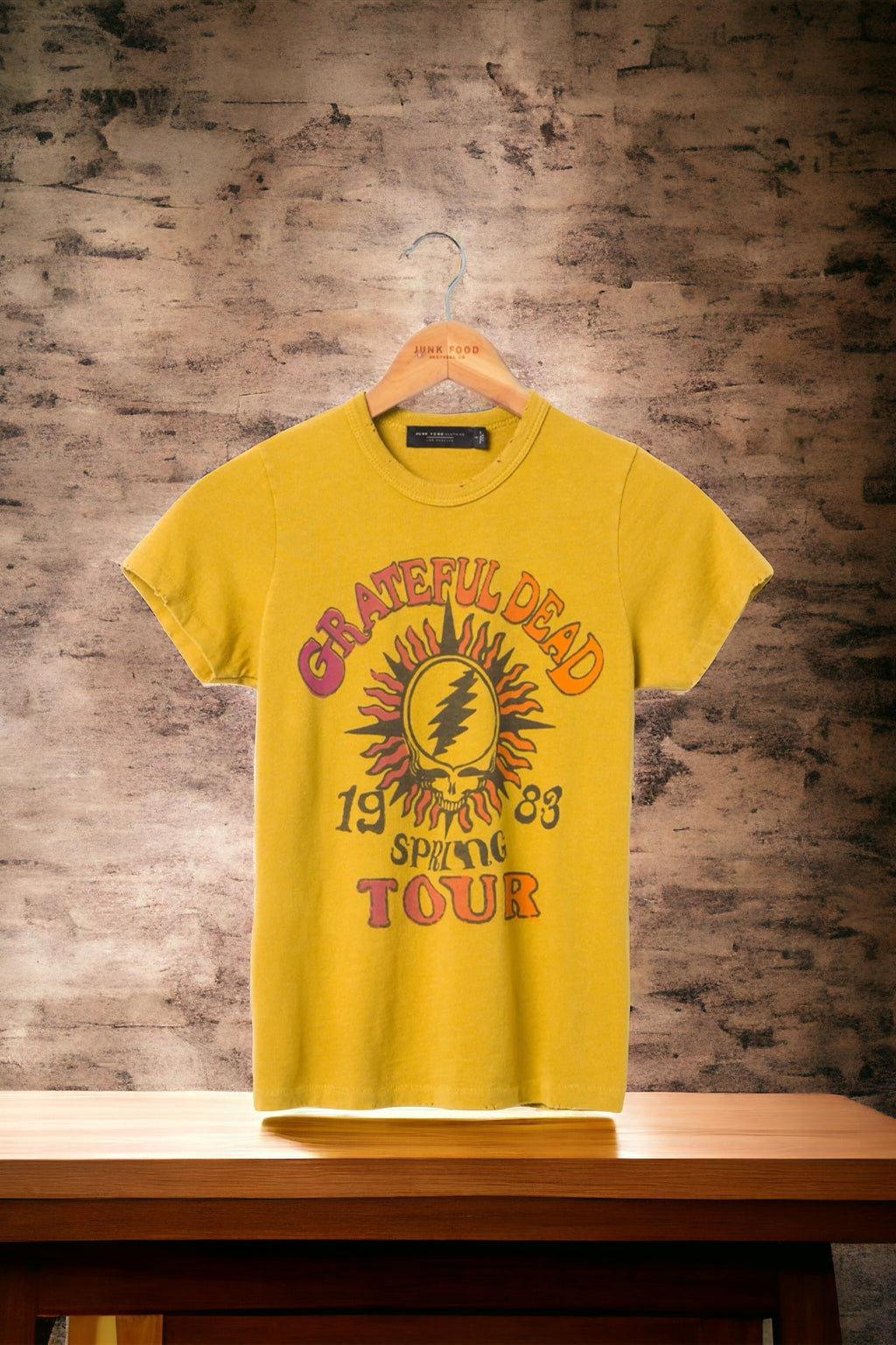 Junk Food Clothing - GRATEFUL DEAD 1983 TOUR ORIGINAL TEE
