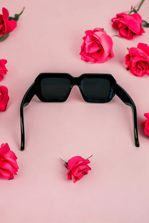 Courtney Geo Retro Chunky Frame Sunglasses