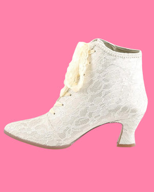 Fabulicious - Victorian-30 Lace Ankle Booties