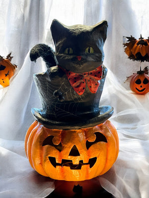 Bethany Lowe  - Top Hat Surprise Jack O'lantern