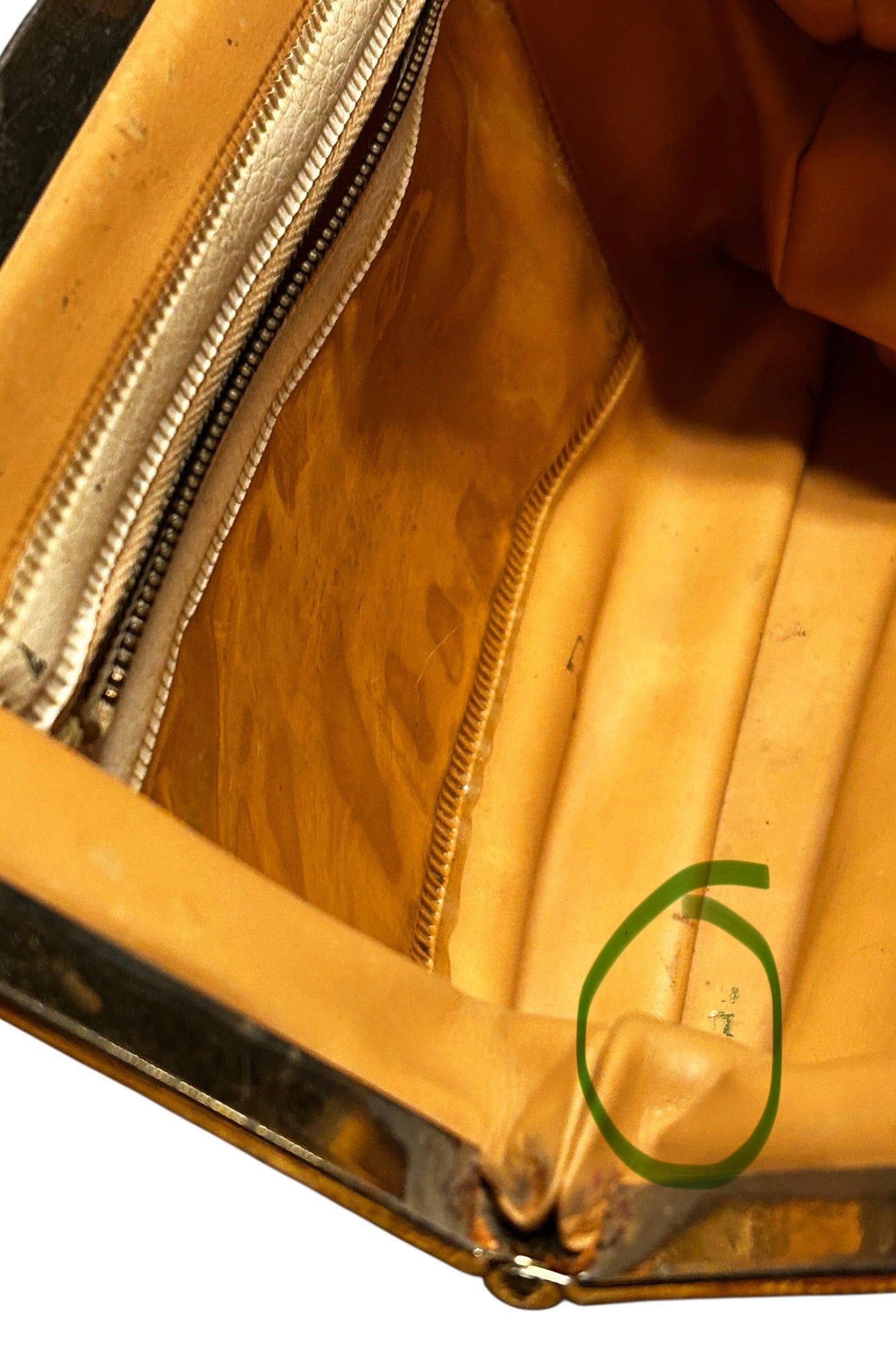 Vintage - Flowers Pattern Carpet Handbag ( Sold AS IS )