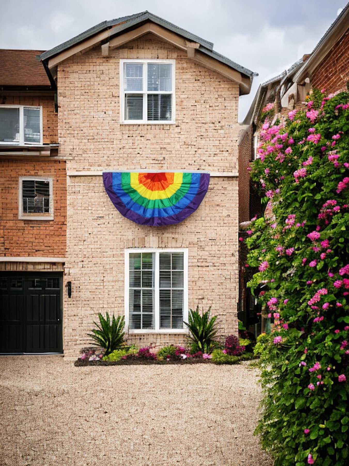 Rainbow Pleated Fan 3' X 6' Bunting