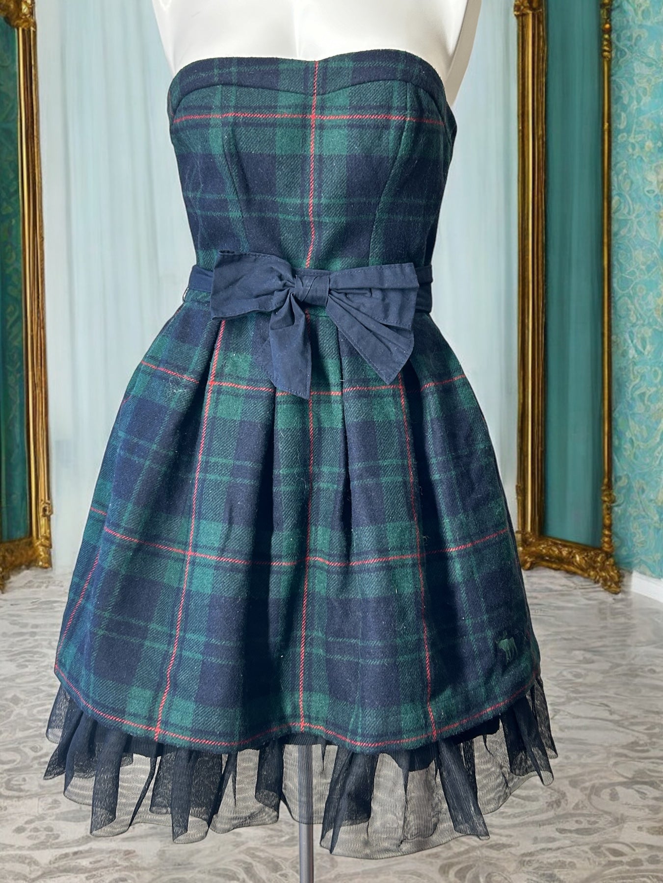 Abercrombie & Fitch - Pre-Owned - Tulle Trim Plaid Strapless Dress